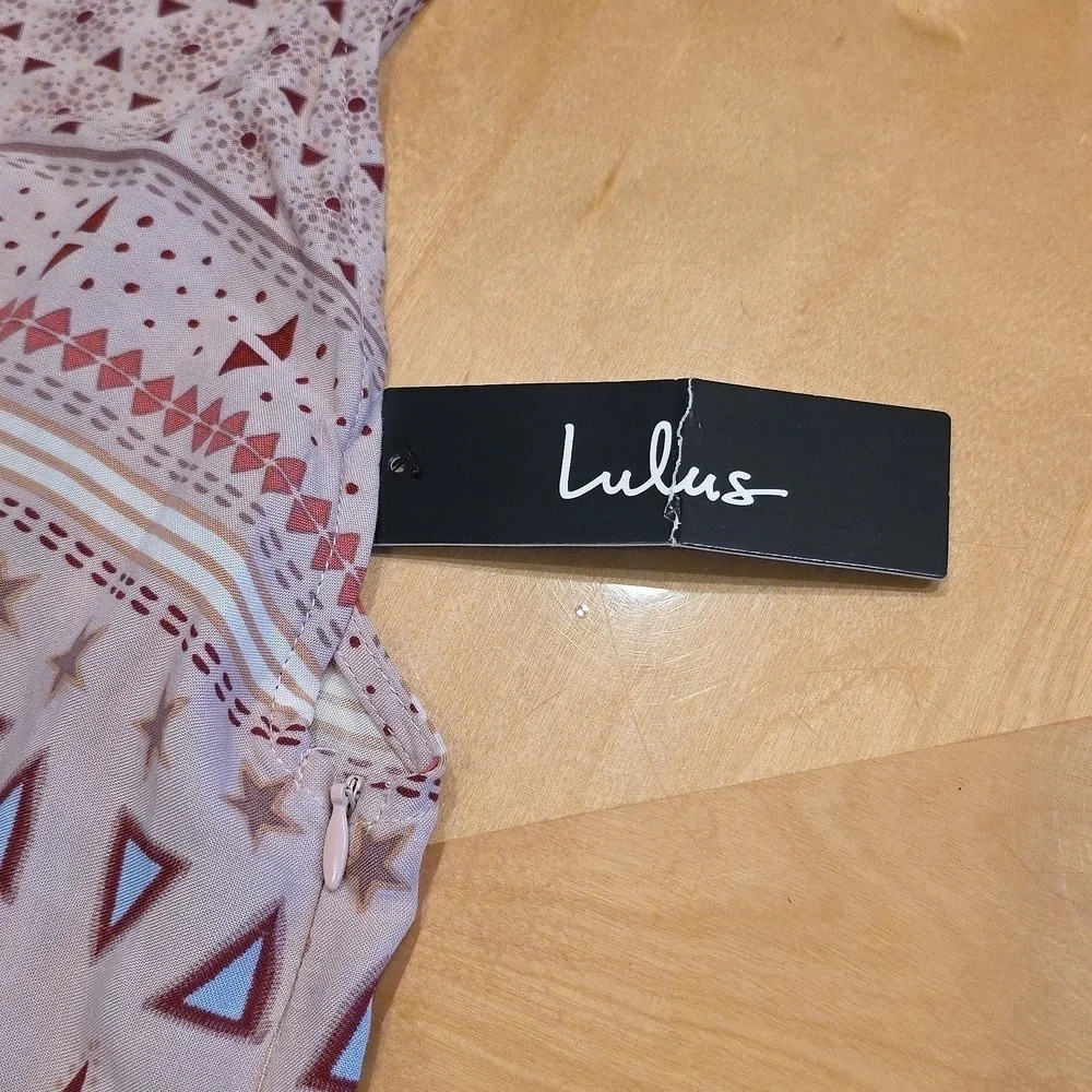 Lulu's Geometric Print Maxi Dress in Pink and Brown. Size XS. NWT